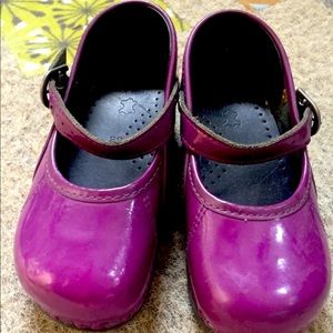 Toddler Size 12.5 Purple Danskos